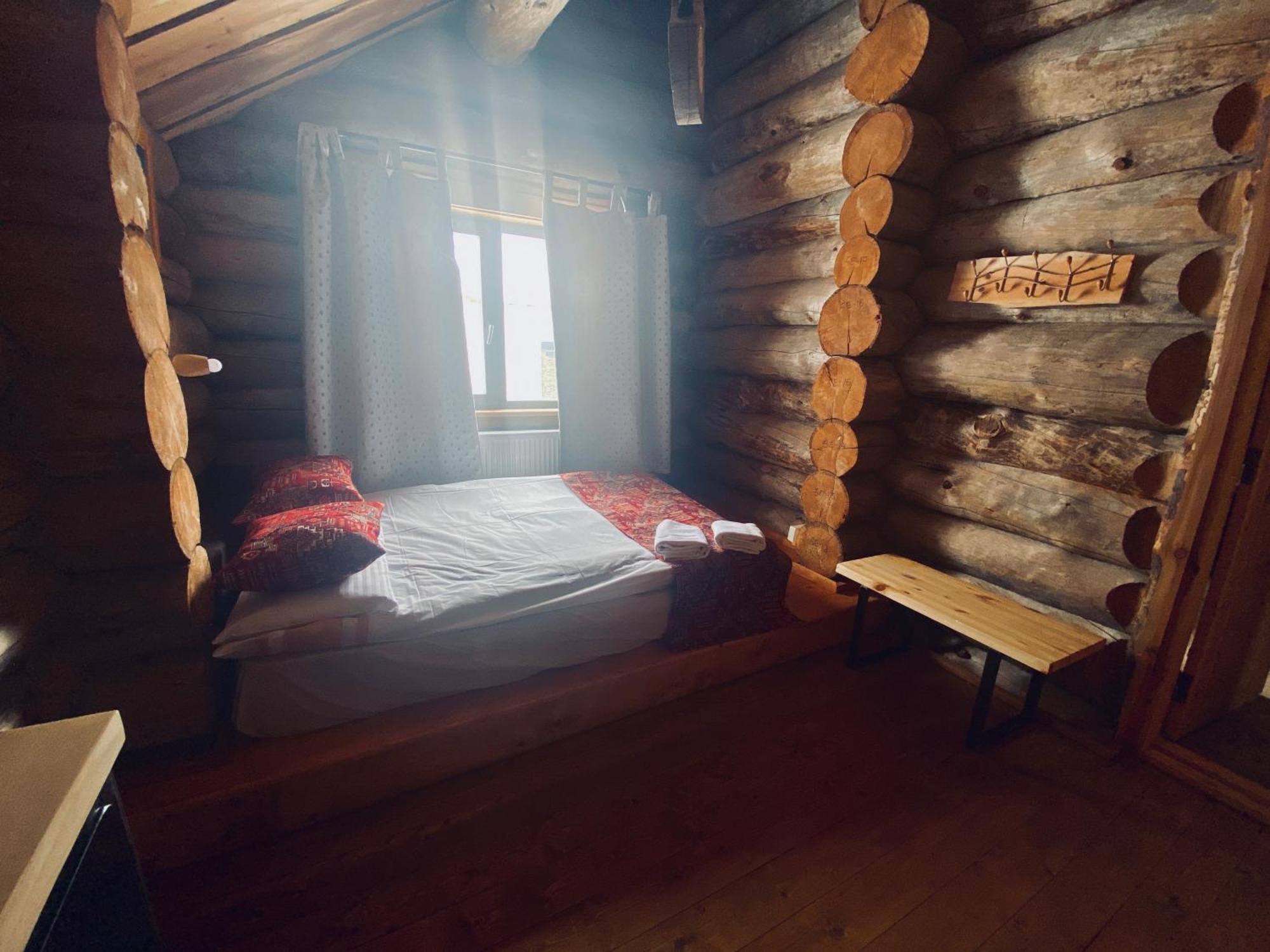 Mountain Cricket Chalets And Apartments Gudauri Ruang foto