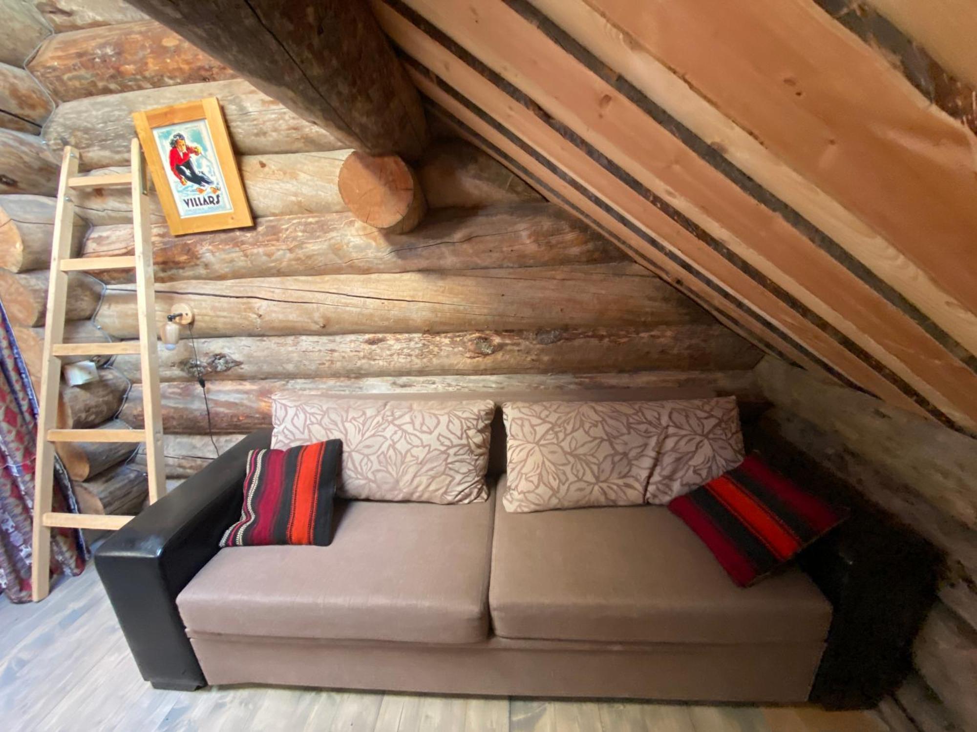 Mountain Cricket Chalets And Apartments Gudauri Ruang foto