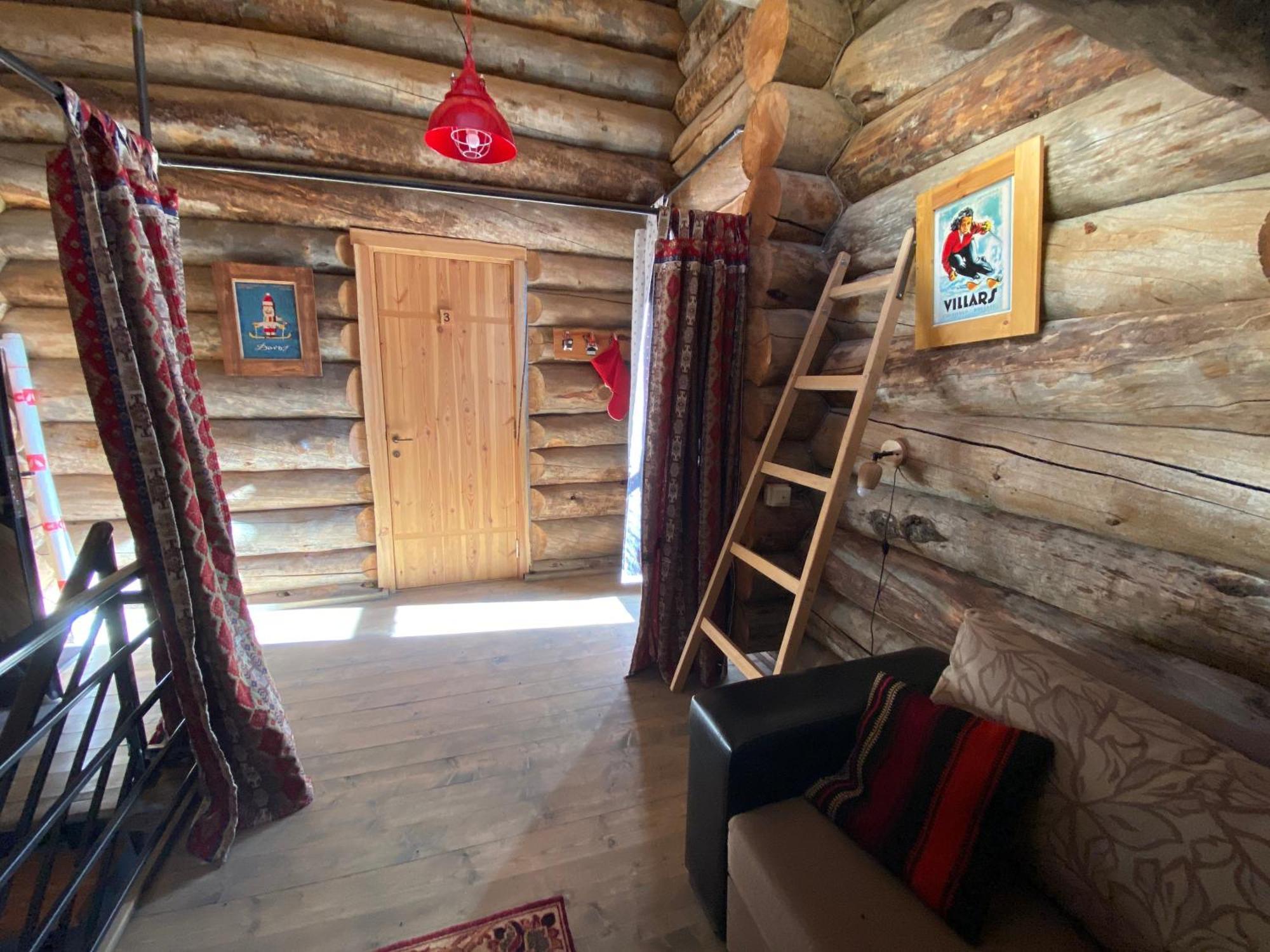 Mountain Cricket Chalets And Apartments Gudauri Ruang foto